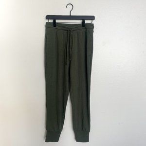 NWT Women's Fabletics Daria Joggers Green Size Small